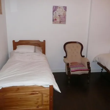 Maison Blanc Gibourne