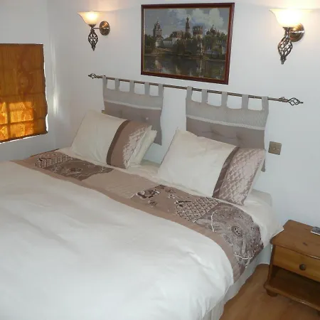 Alojamento de Acomodação e Pequeno-almoço Maison Blanc Gibourne