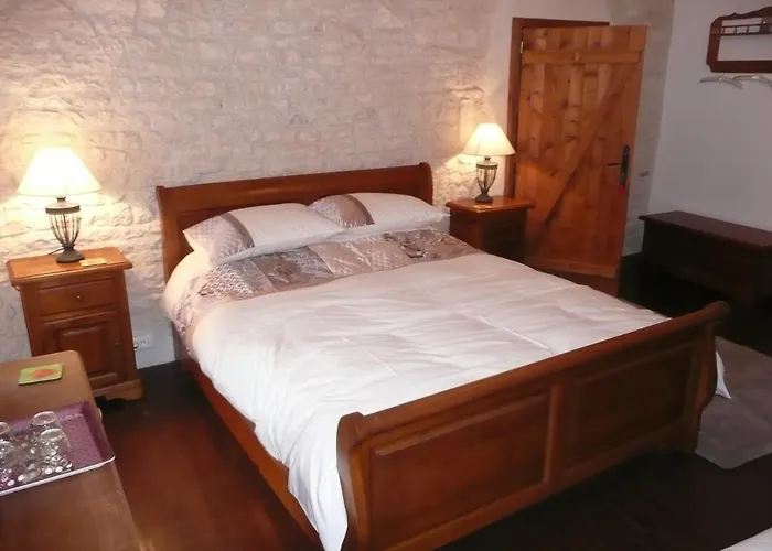 Maison Blanc Bed & Breakfast Gibourne